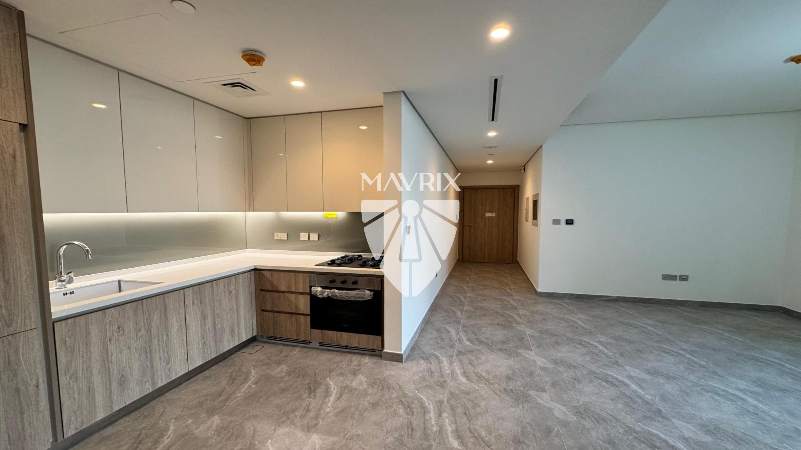 Multiple Options | High Floor | Ready To Move