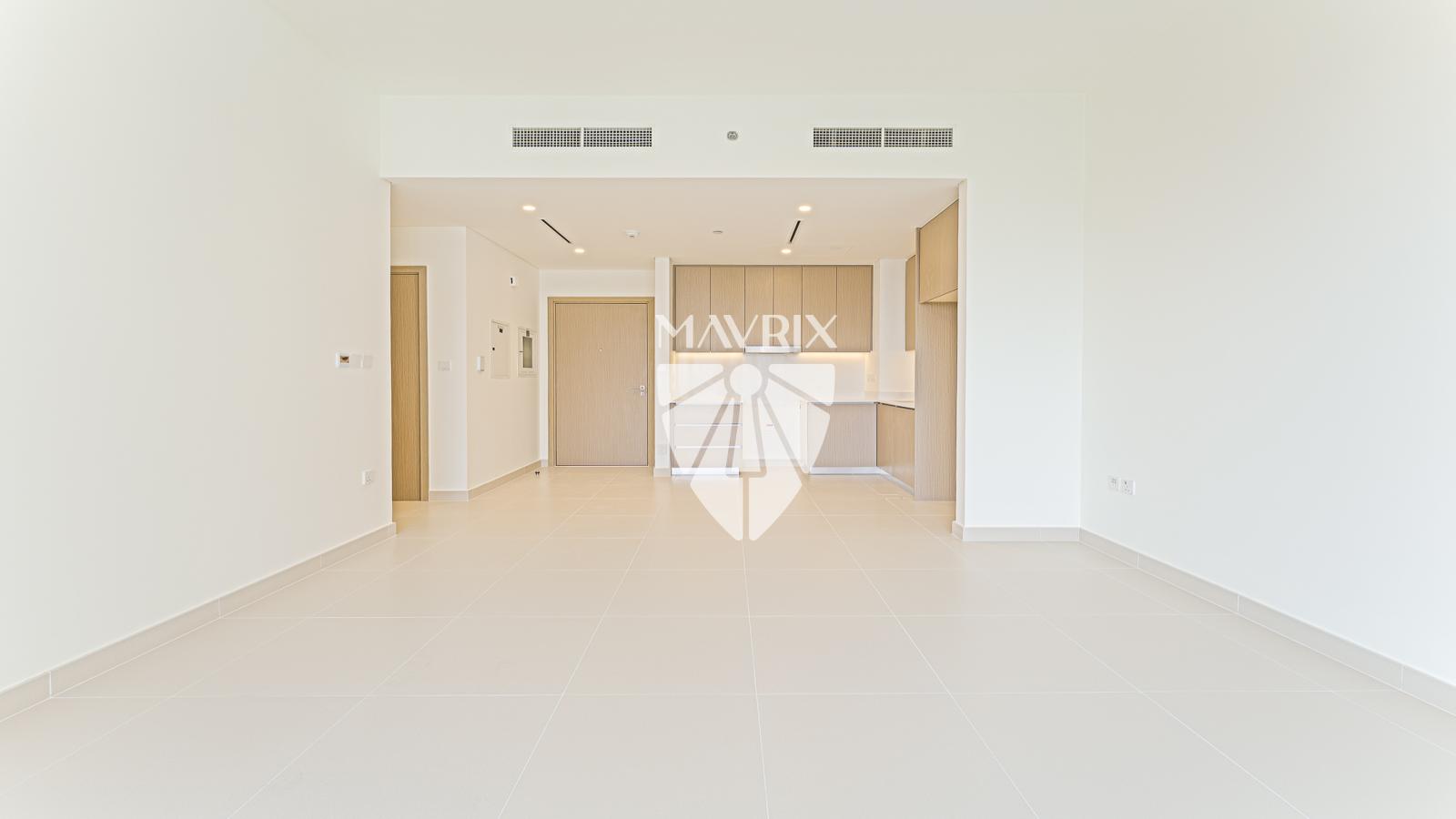 Spacious | New| Vacant | Amazing View | High Floor