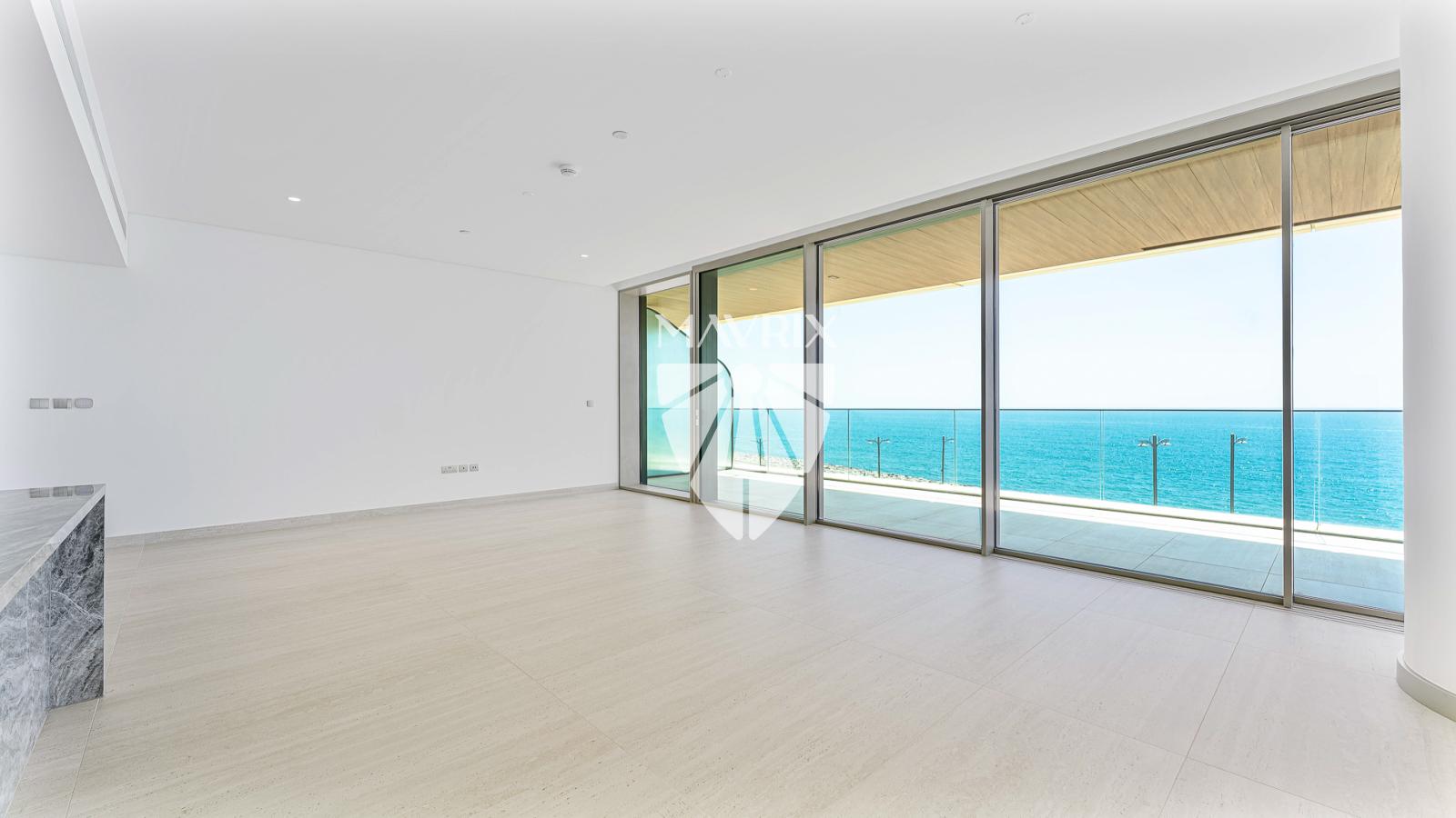 Full Sea View  | Luxury Living | Corner Unit