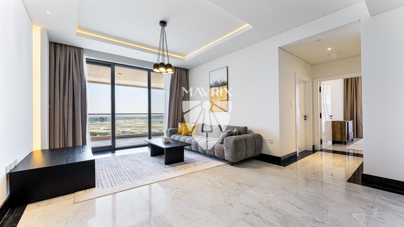 Corner Unit | Luxury | Spacious | Reduced Price