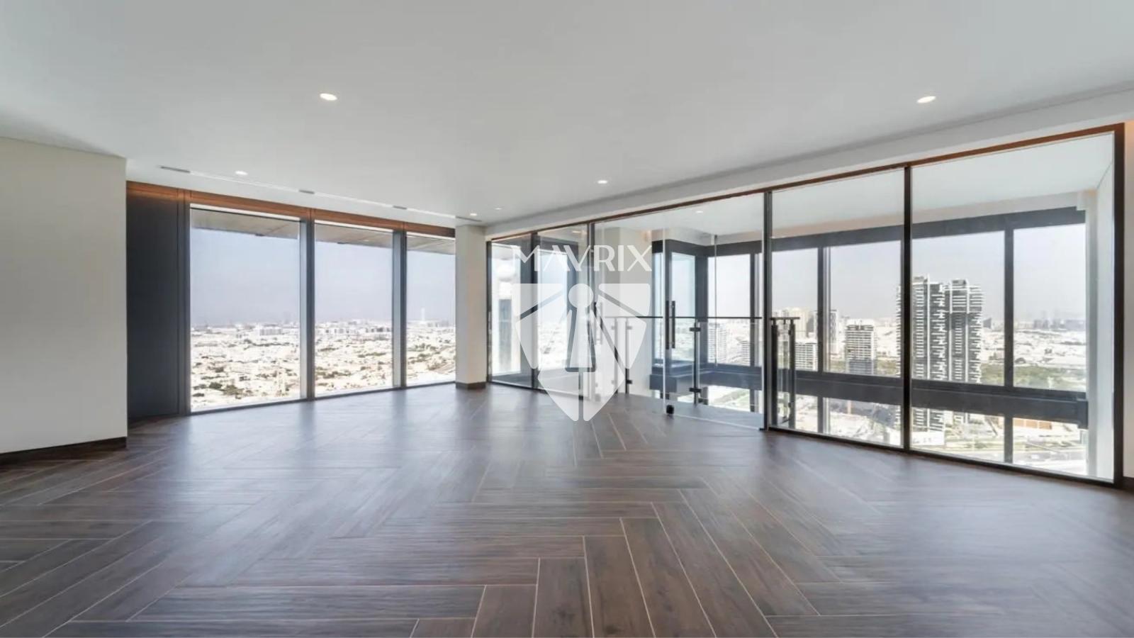 Corner Unit | with Balcony | Rare Layout
