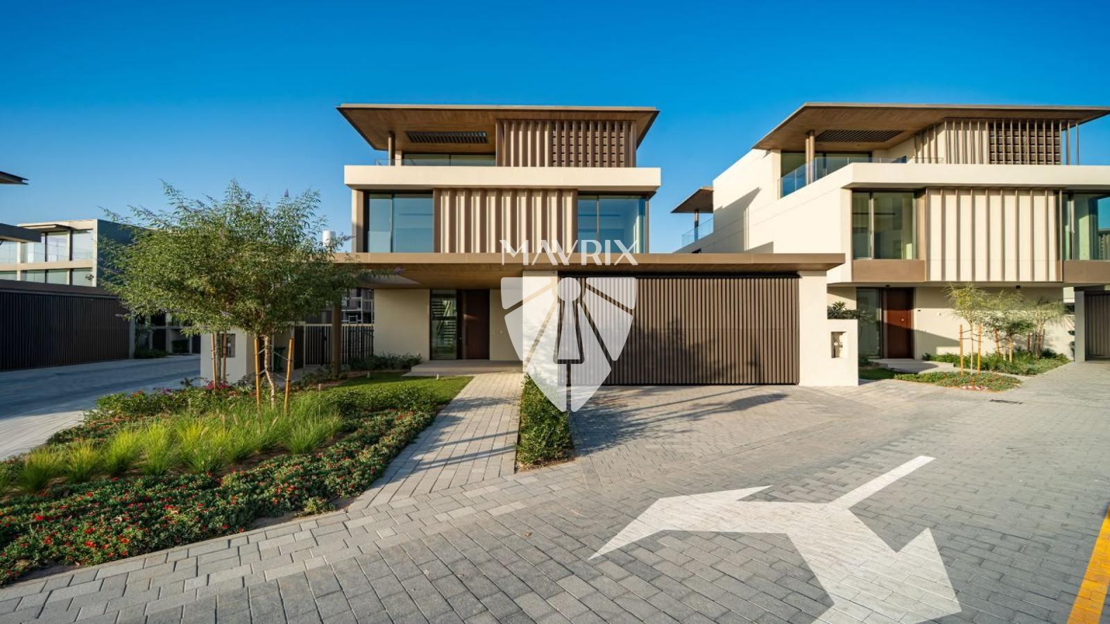 Burj View | Stand Alone | G+2 | Huge Plot