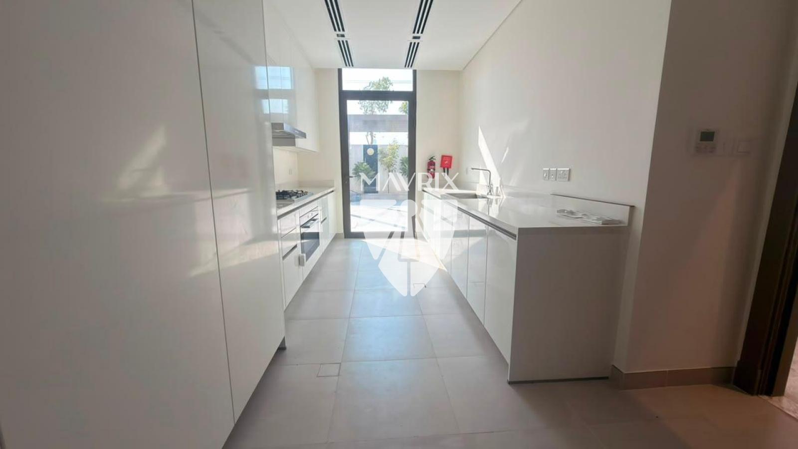 Dubai property gallery image