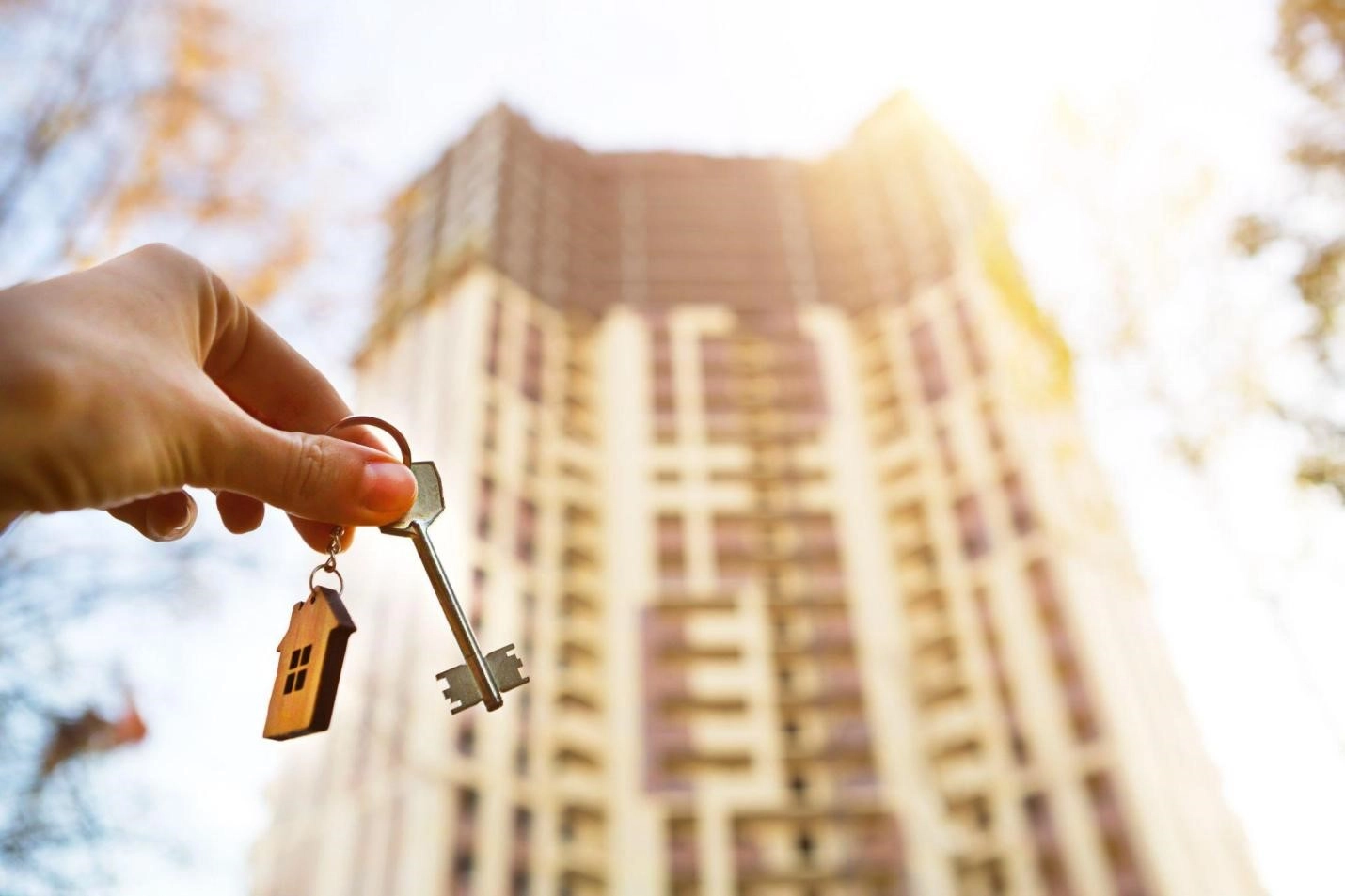 Why Dubai’s Regulations Make Holiday Homes a Secure Investment Option for Landlords with Nexus Living Holidays
