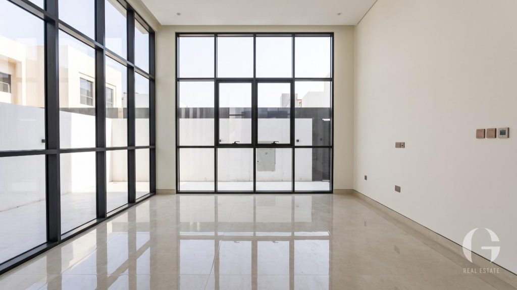 Well Maintained | Ready to Move | Spacious — photo 2