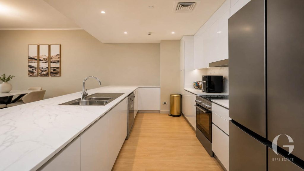 Spacious | Fully Furnished | Prime Location — photo 5