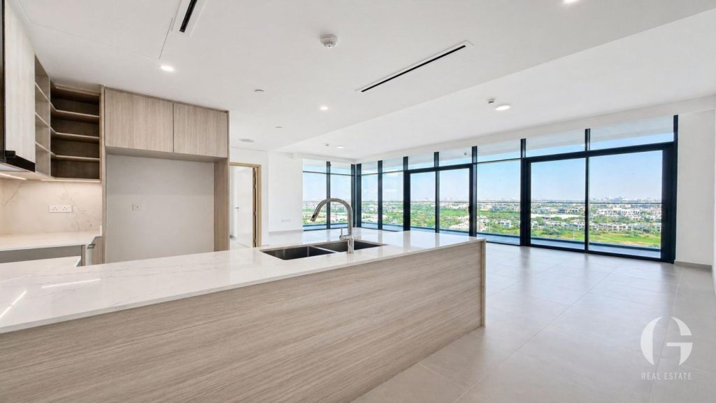 High Floor 3BR | Golf Course & Villa Views — photo 3