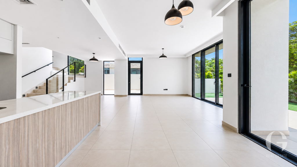 Bright Interiors | Modern Layout | Vacant — photo 3
