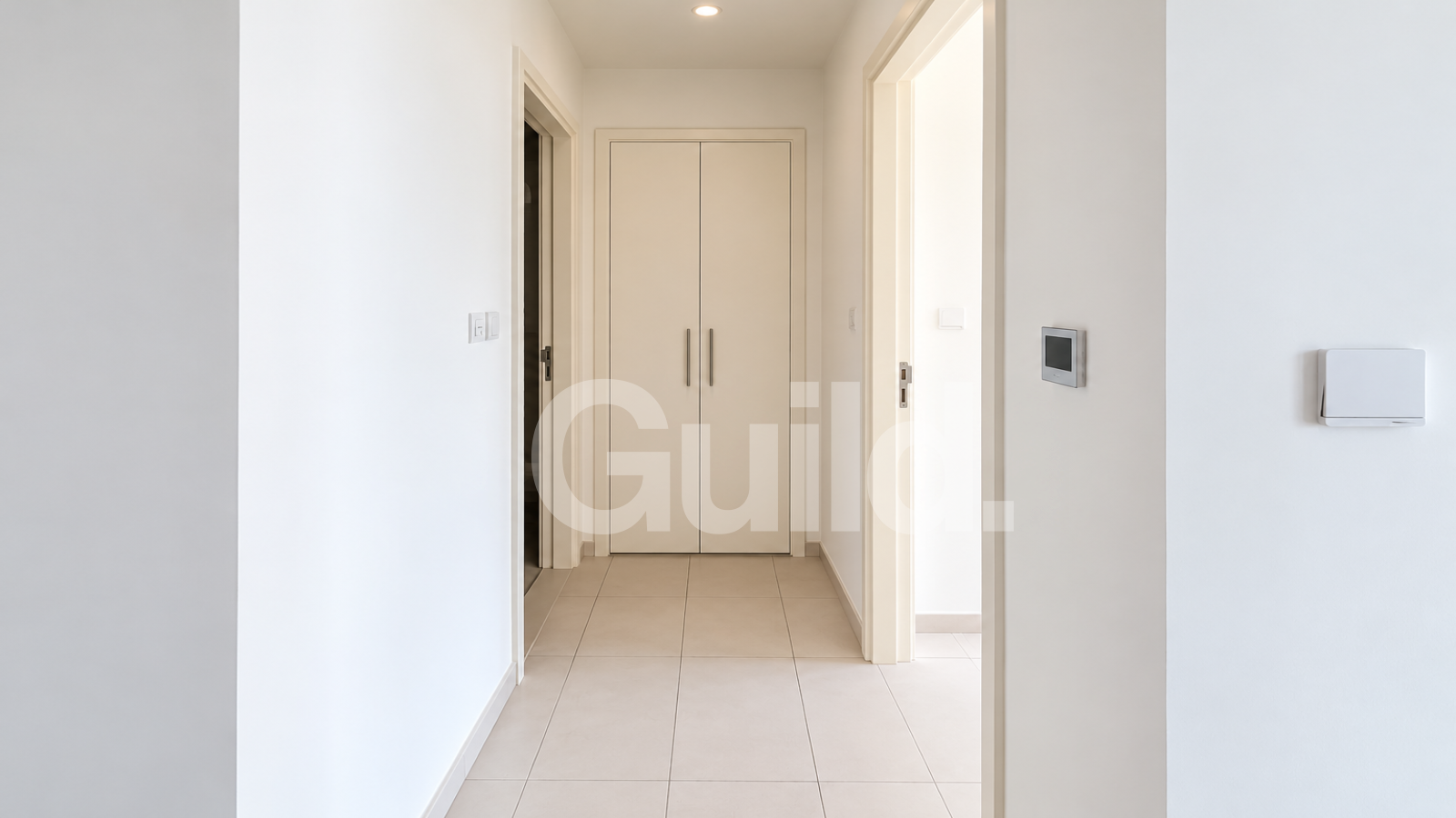 Boulevard View | Unfurnished | Well Maintained — photo 4