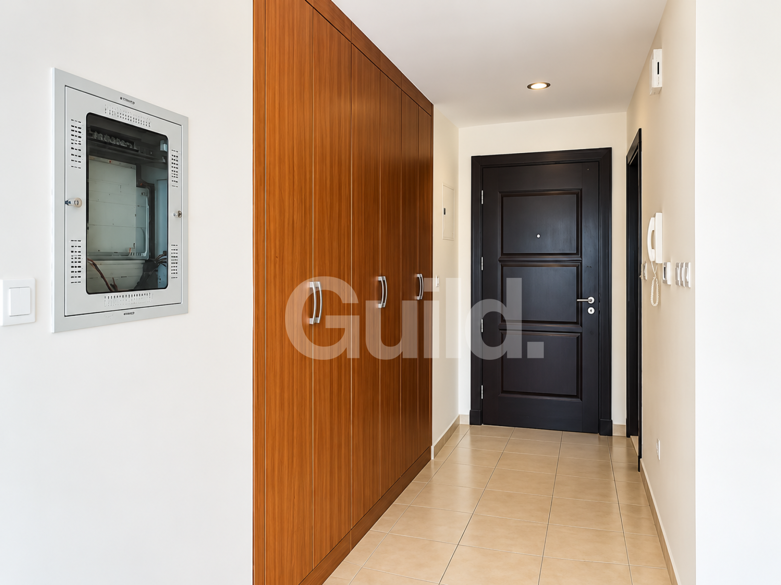Well Maintained | Prime Location | Spacious Studio — photo 3