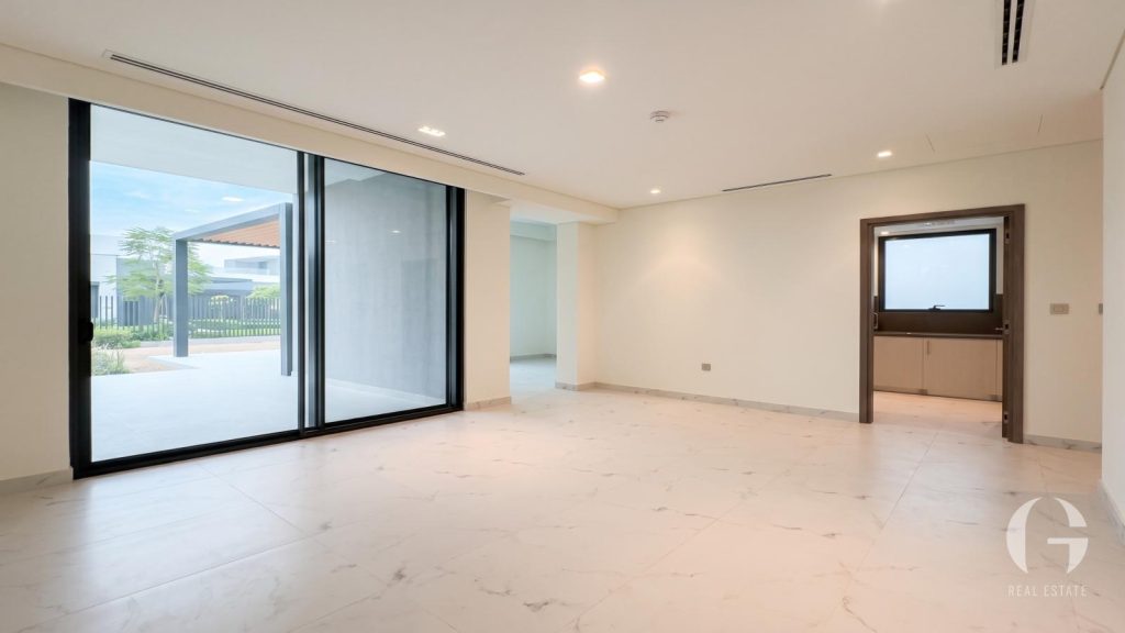 5BR | Park Backing | Prime Location | Luxurious — photo 5