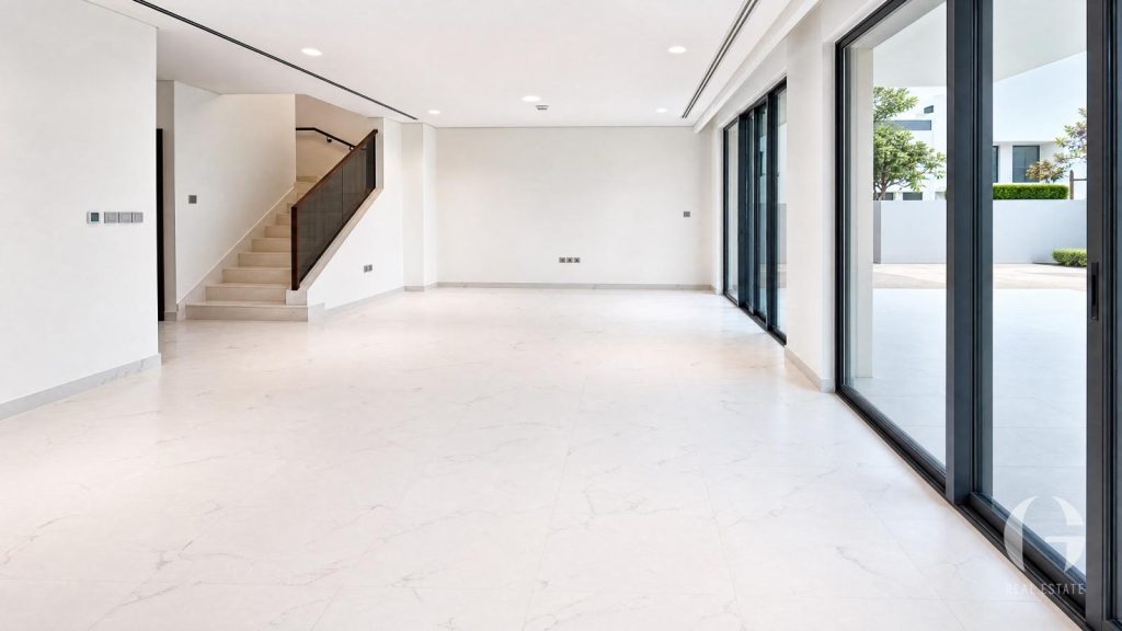 5BR | Park Backing | Prime Location | Luxurious — photo 4