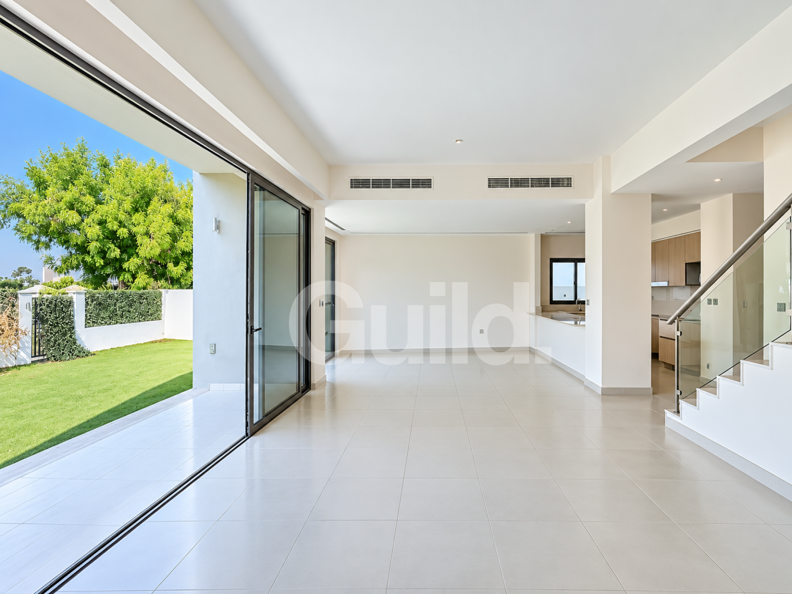 Prime Location | Single Row | Green Belt — photo 2