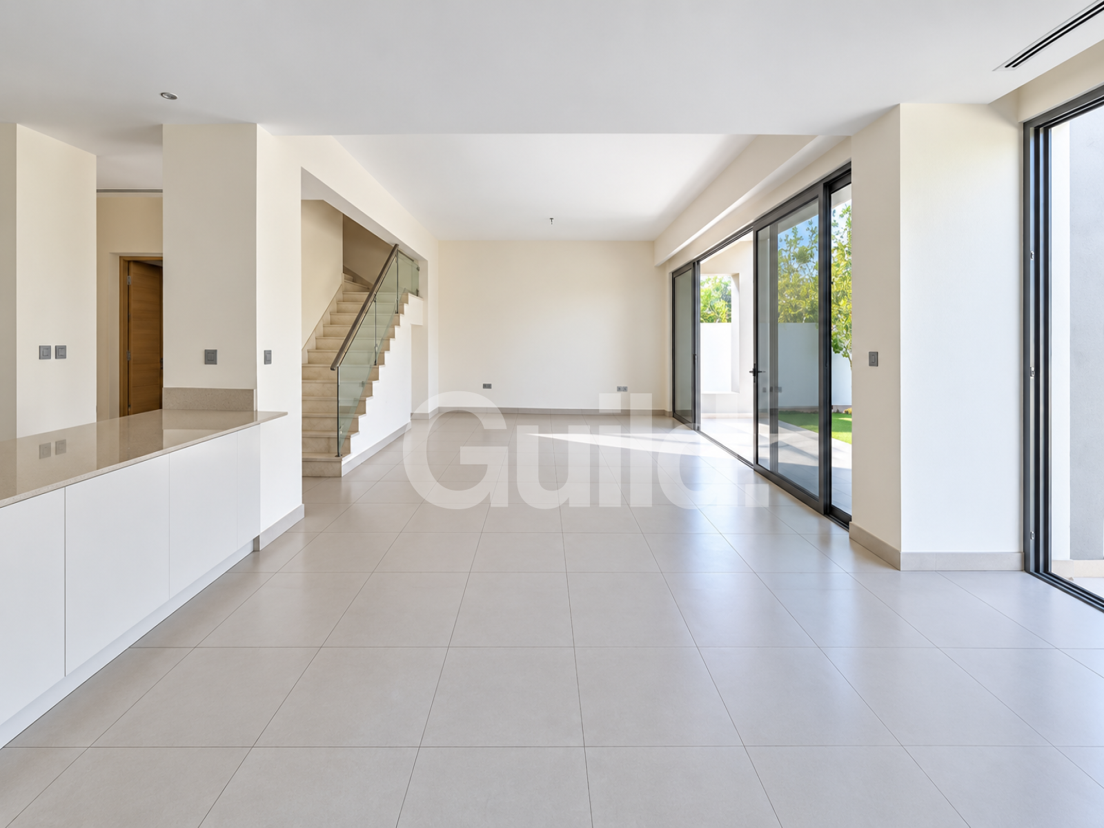 Prime Location | Single Row | Green Belt — photo 5