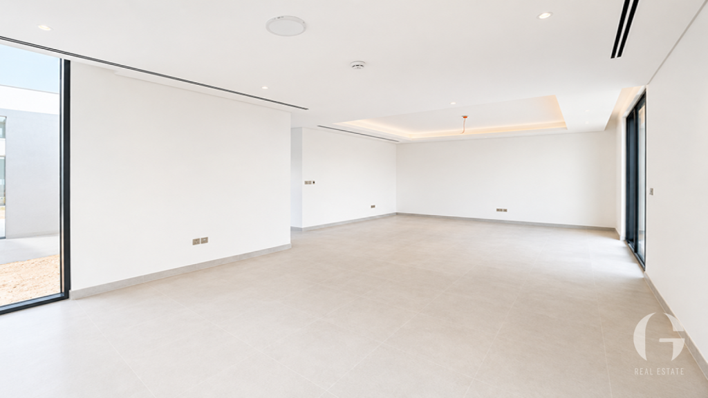 4BR | Close to Amenities | Prime Location — photo 2