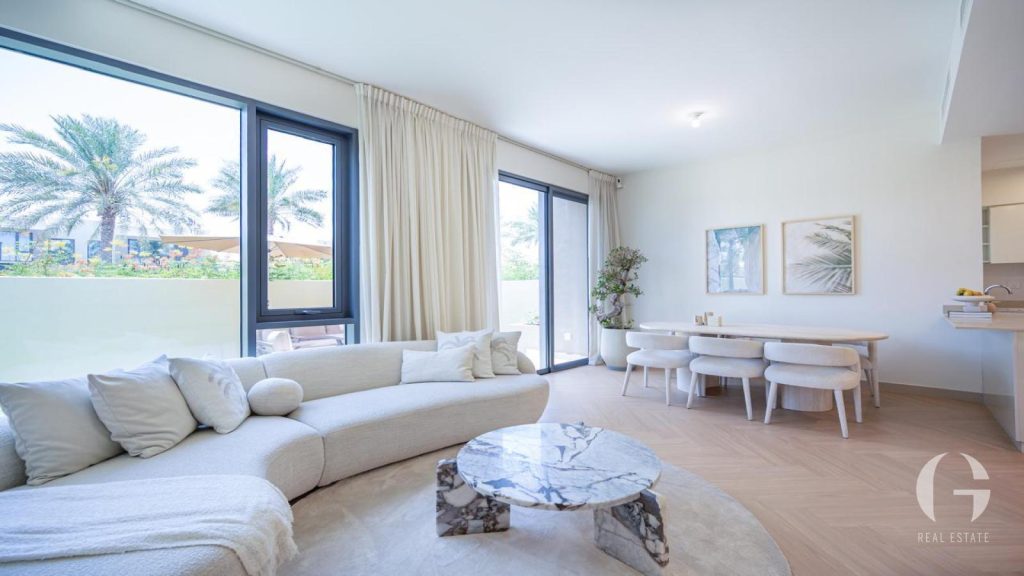 Premium Family Villa | Great Layout | Upgraded — photo 4