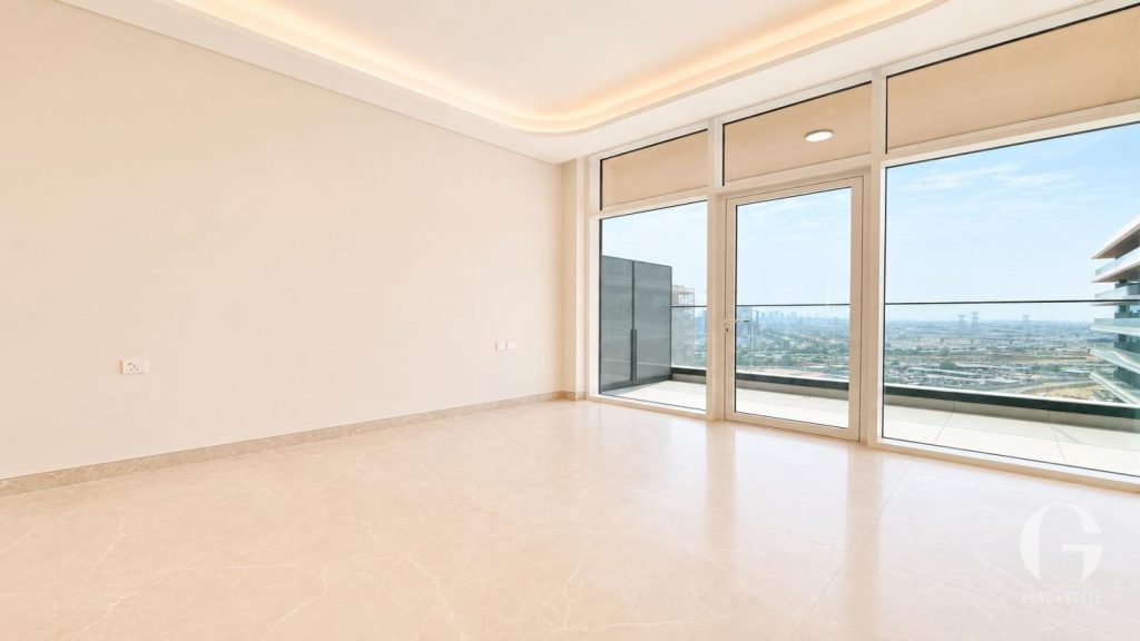 Pool View | Prime Location | Vacant | Spacious