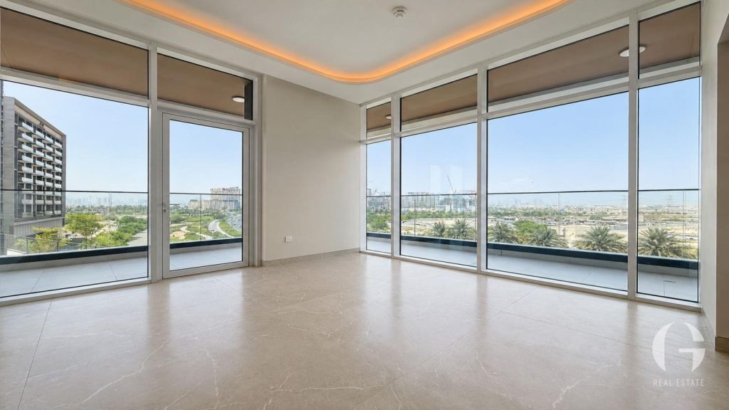 Corner Unit | Prime Location | Vacant | Spacious