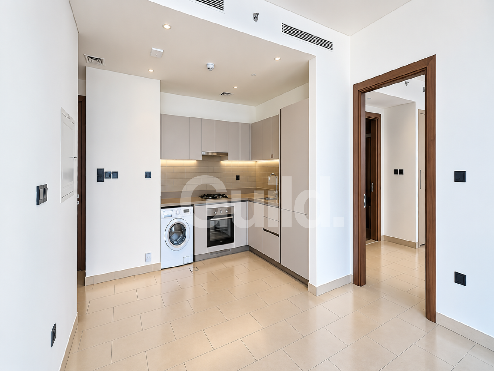Bright Interior | Modern Living | Peaceful Setting — photo 2