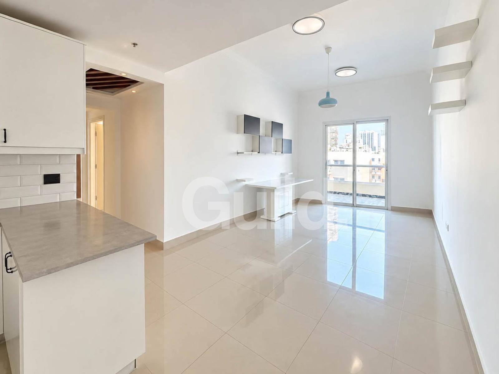 Pool View | Vacant | Great Deal | Bright Unit