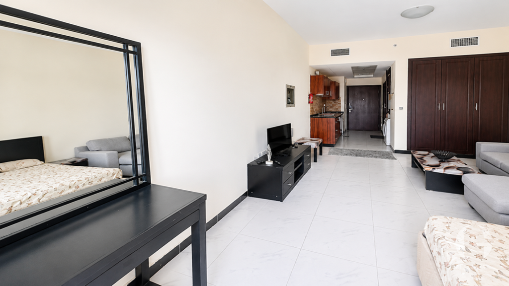 Furnished Unit | Great Deal | Prime Location — photo 4