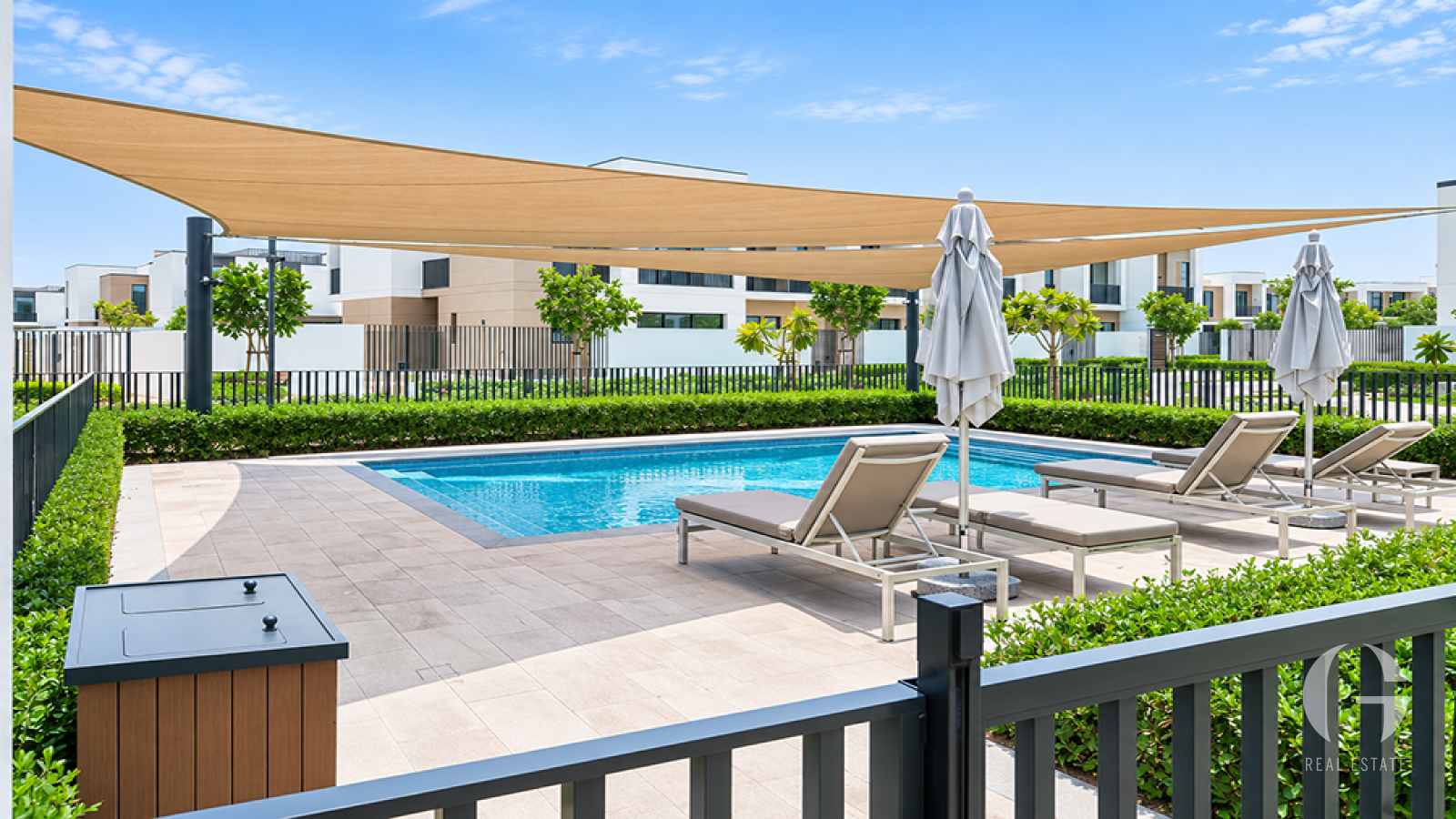 Pool View | Large Layout | Modern Design — photo 5