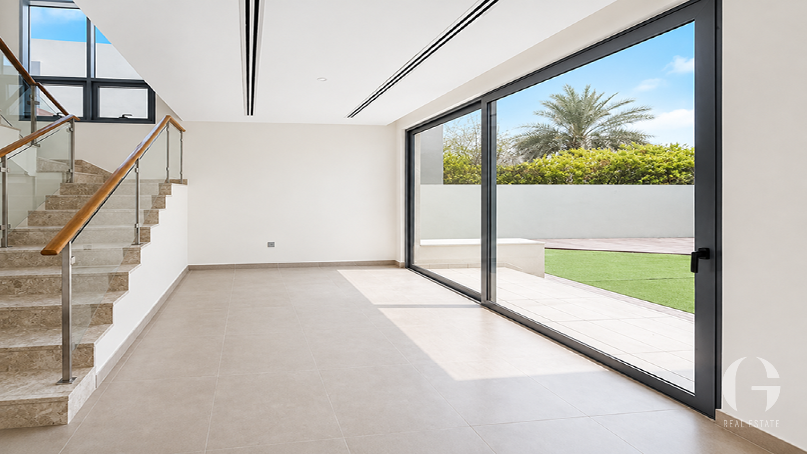 Refined Living | Great Amenities | Spacious — photo 2