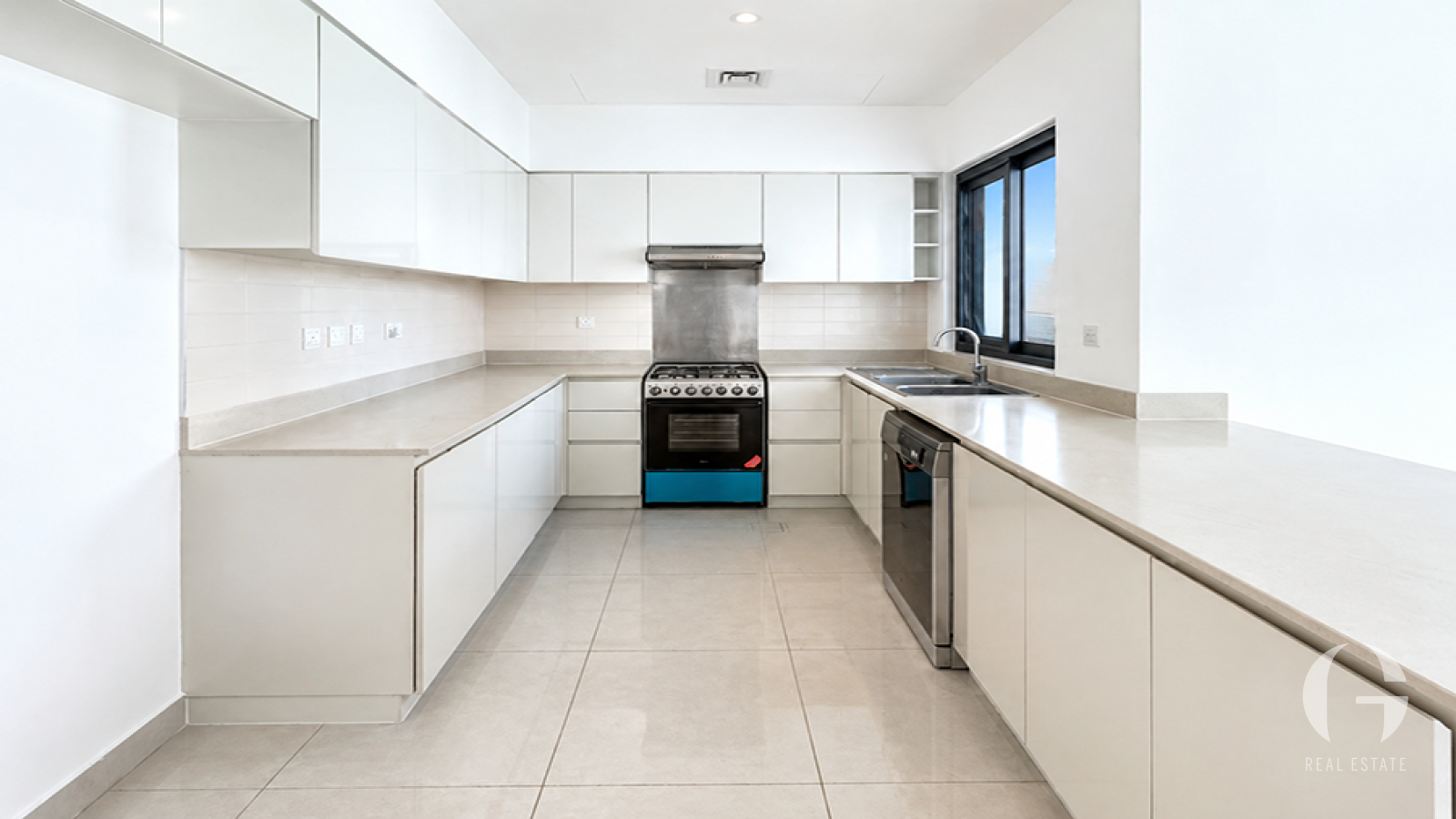 Spacious Home | Quality Finishes | Excellent Value — photo 5