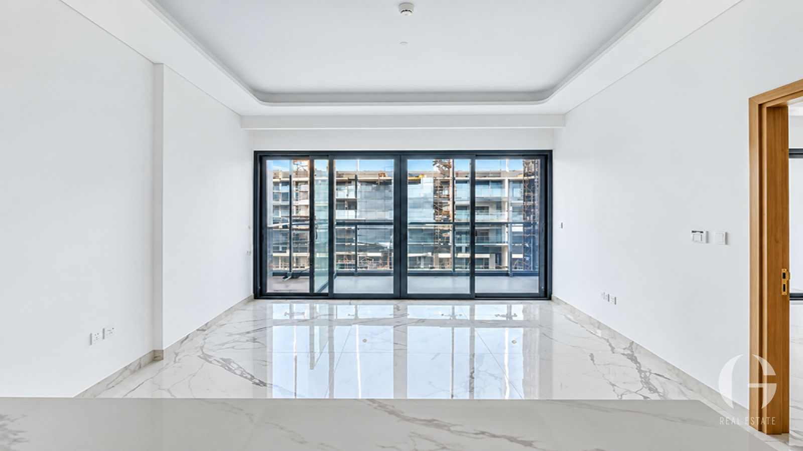 New Unit | Furnished | Modern | Azure | Bright — photo 2